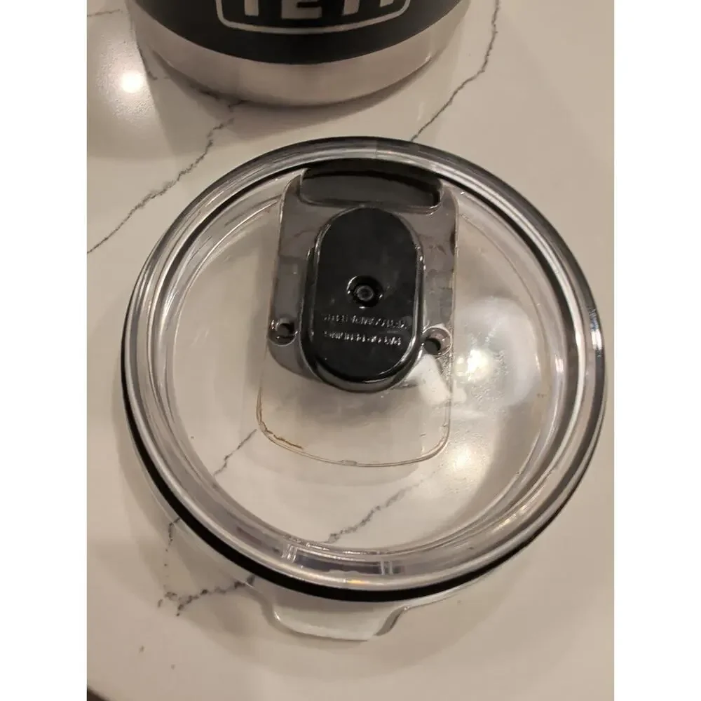 YETI Rambler 10 oz Lowball Tumbler Black Stainless Steel w/ Lid